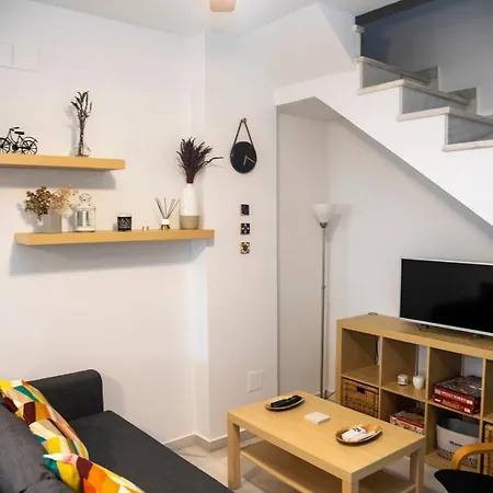 180 San Bernardo 4 Апартаменты Севилья